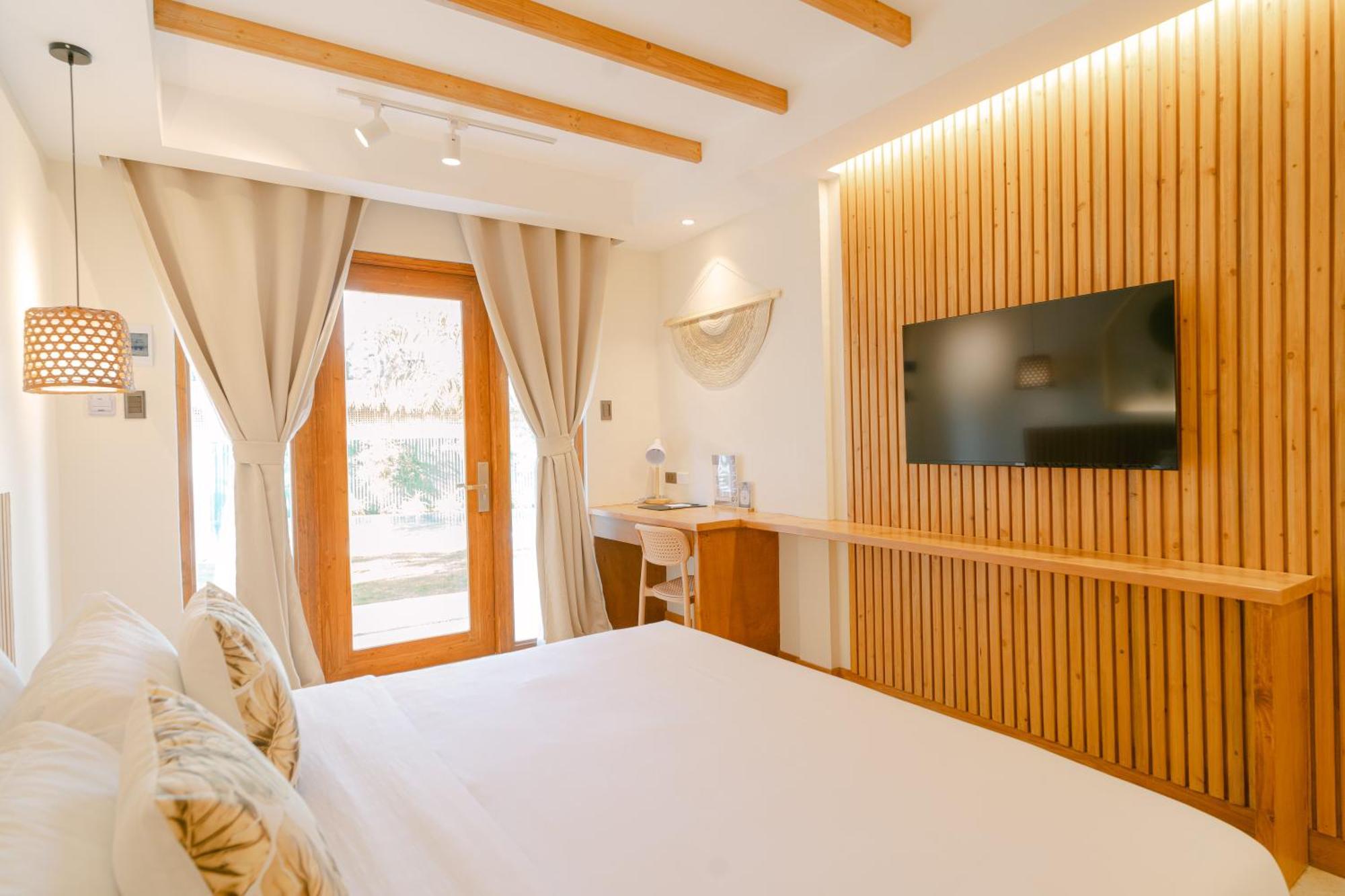 Leux Hotel Alona פנגלאו מראה חיצוני תמונה