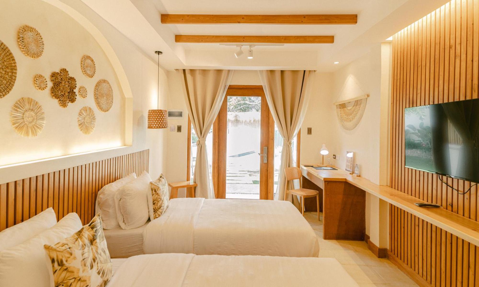 Leux Hotel Alona פנגלאו מראה חיצוני תמונה